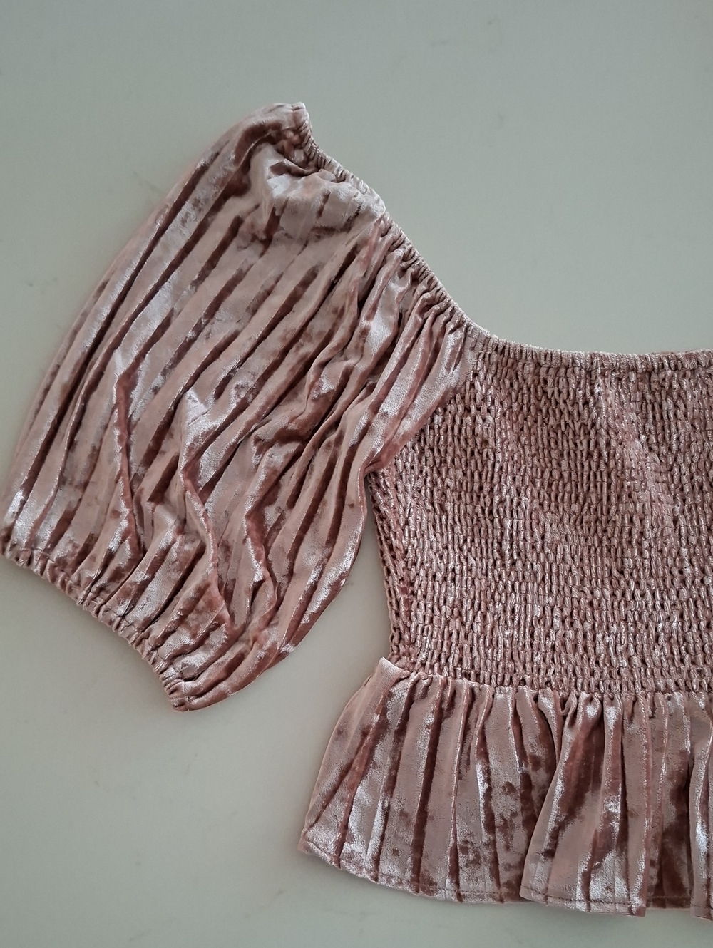 En Saison Powder Pink Crushed Velvet Milkmaid Peplum Smocked Top (Size S)